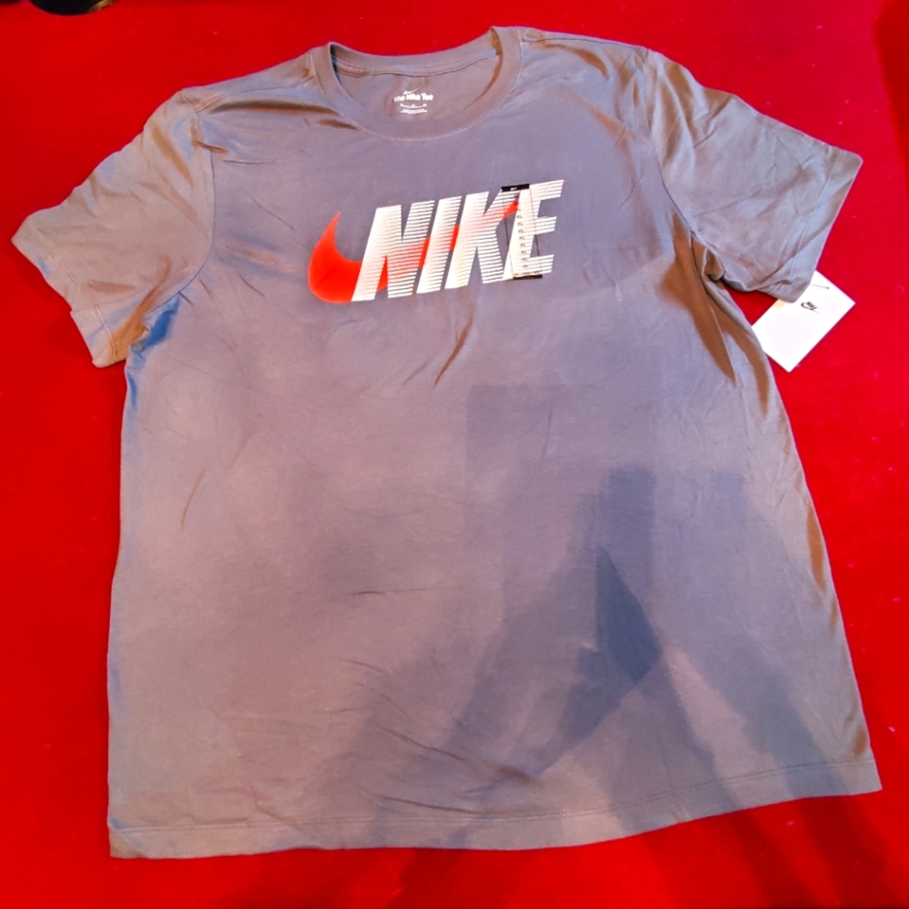 Men nike t-shirt
